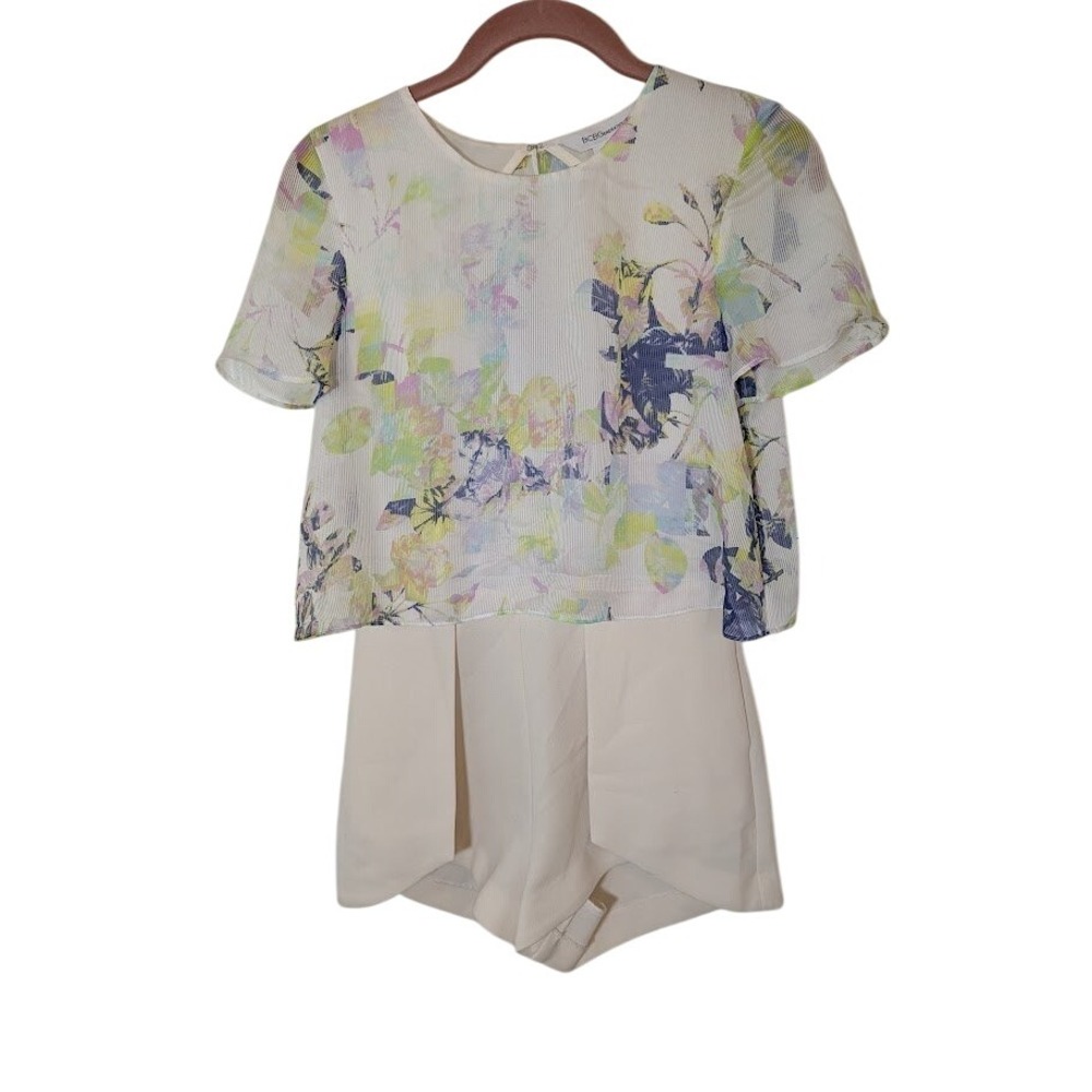BCBGeneration Floral Romper Size 0 Ivory White Multicolor Short Sleeve‎